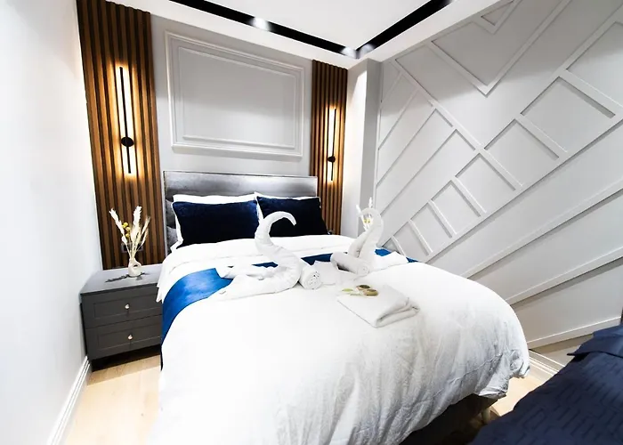 Fatih'de Olanagi Sunan Esyali Apartment