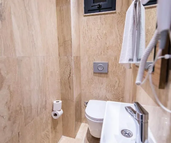 Fatih'de Olanagi Sunan Esyali Istanbul